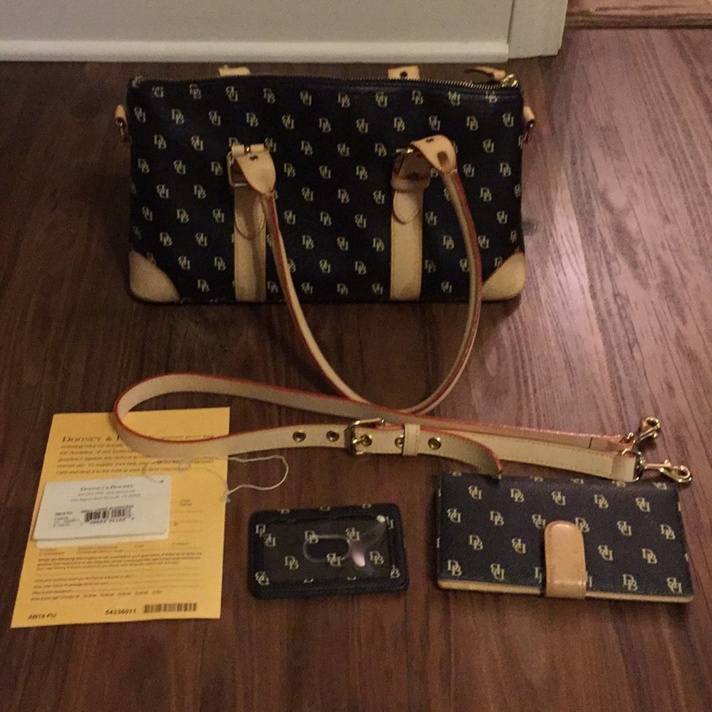 Classic D&B hand bag
